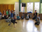 pokaz-hip-hopu-i-break-dance-05122011